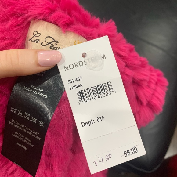 New La Fiorentina Infinity Scarf Faux Fur Fuchsia Pink - Picture 3 of 4